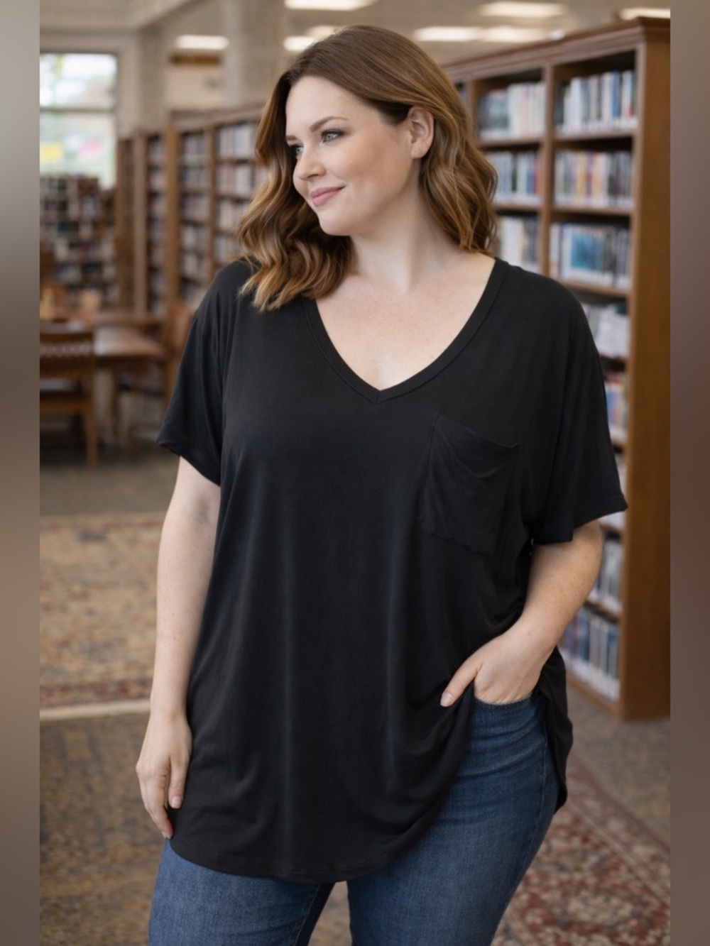 Dear John Black pocket V-Neck Tee - Basic Minimalist Soft Capsule 2X